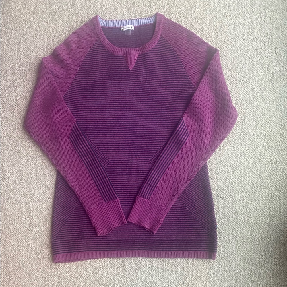 Women’s size large, smartwool crew neck sweater